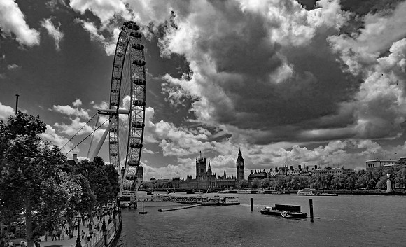 THE LONDON EYE
